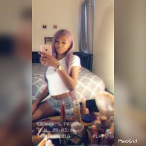 Meet your Posher, Ebonick